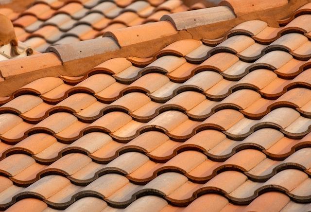 roof tile installation